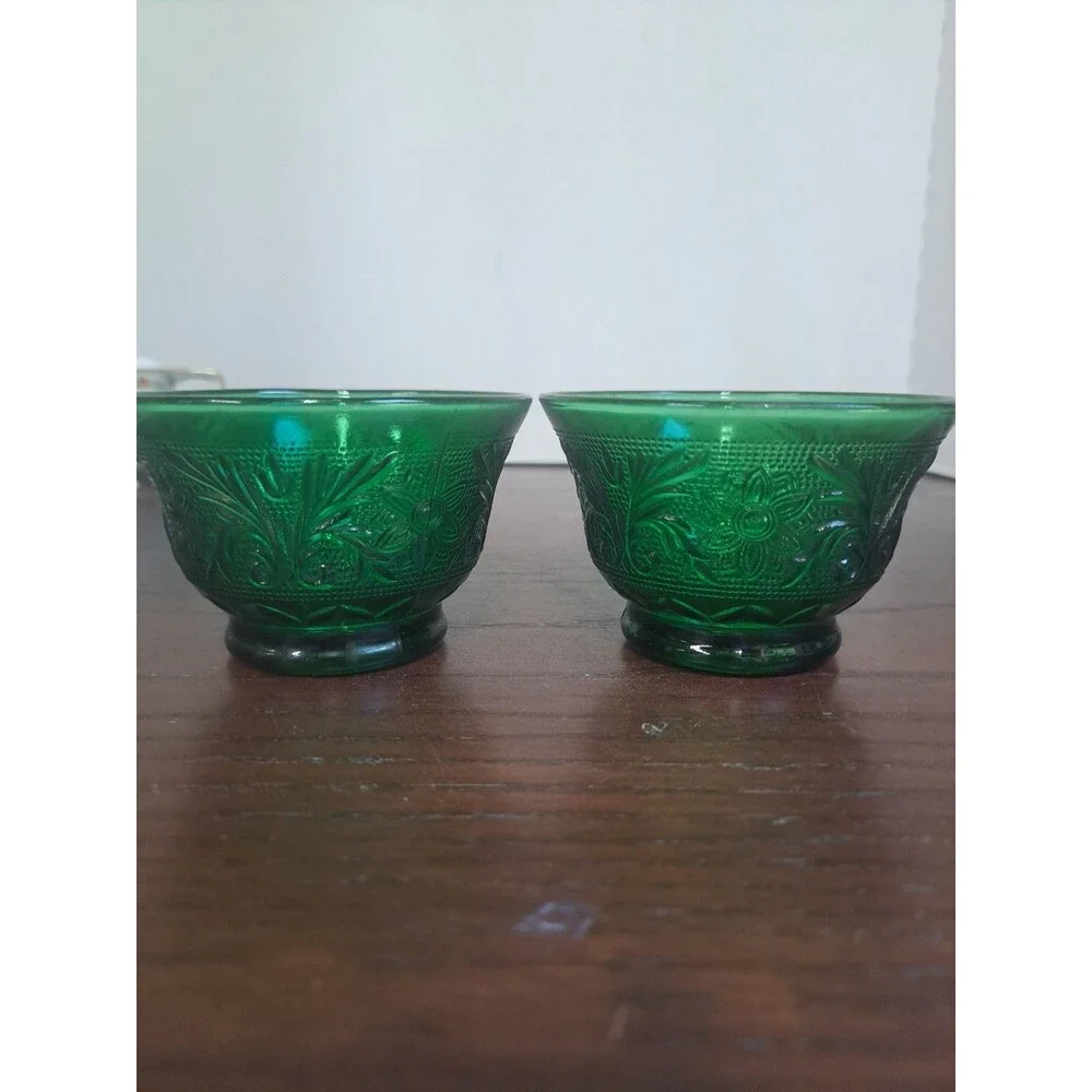 Set Of 2 1950s Anchor Hocking Forest Green Sandwich Glass Floral And Foliage...